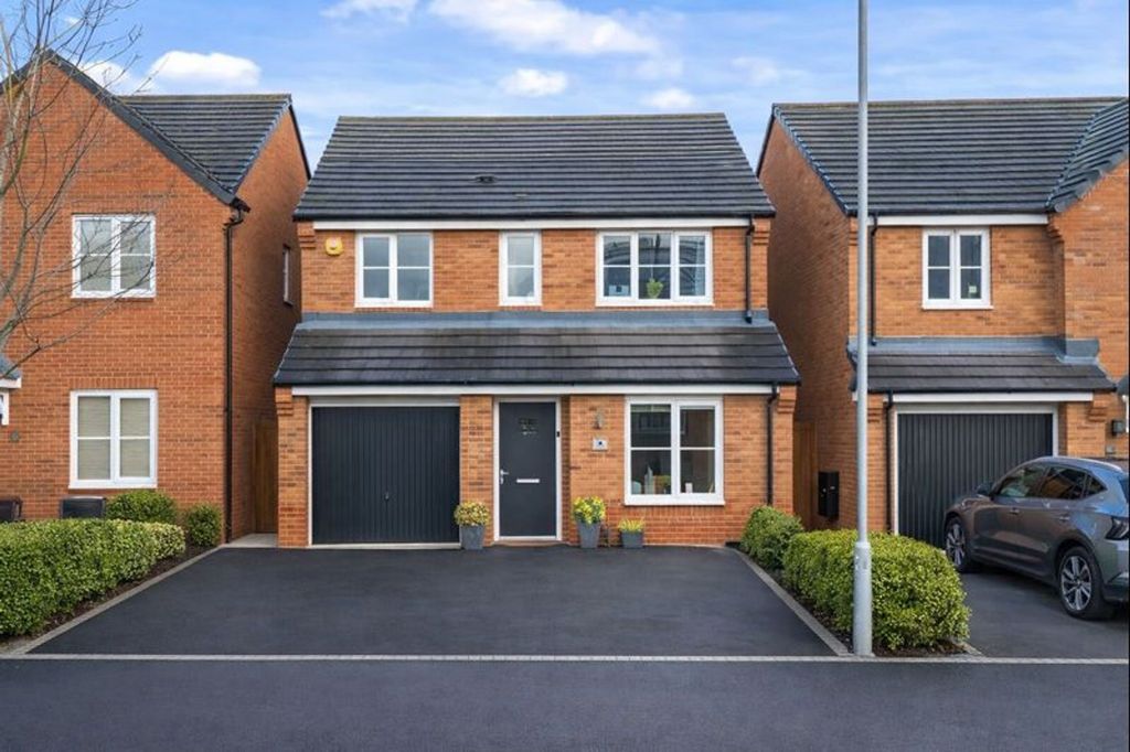 Property photo 1 of 16