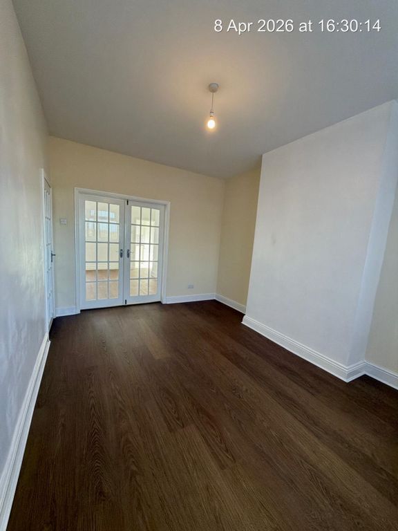 Property photo 3 of 11 3