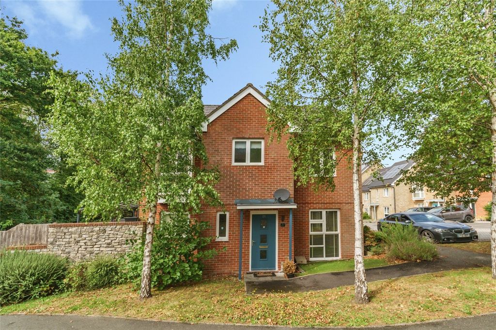 Property photo 1 of 15 Front