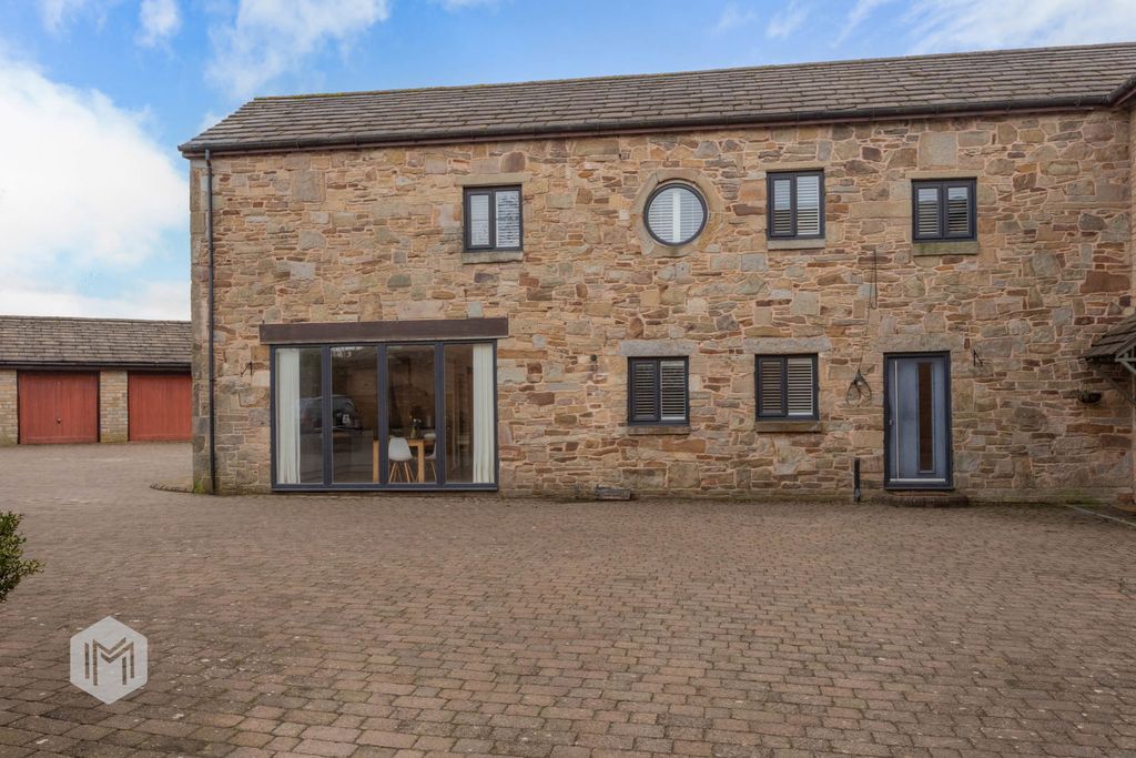 Property photo 2 of 41 Photograph