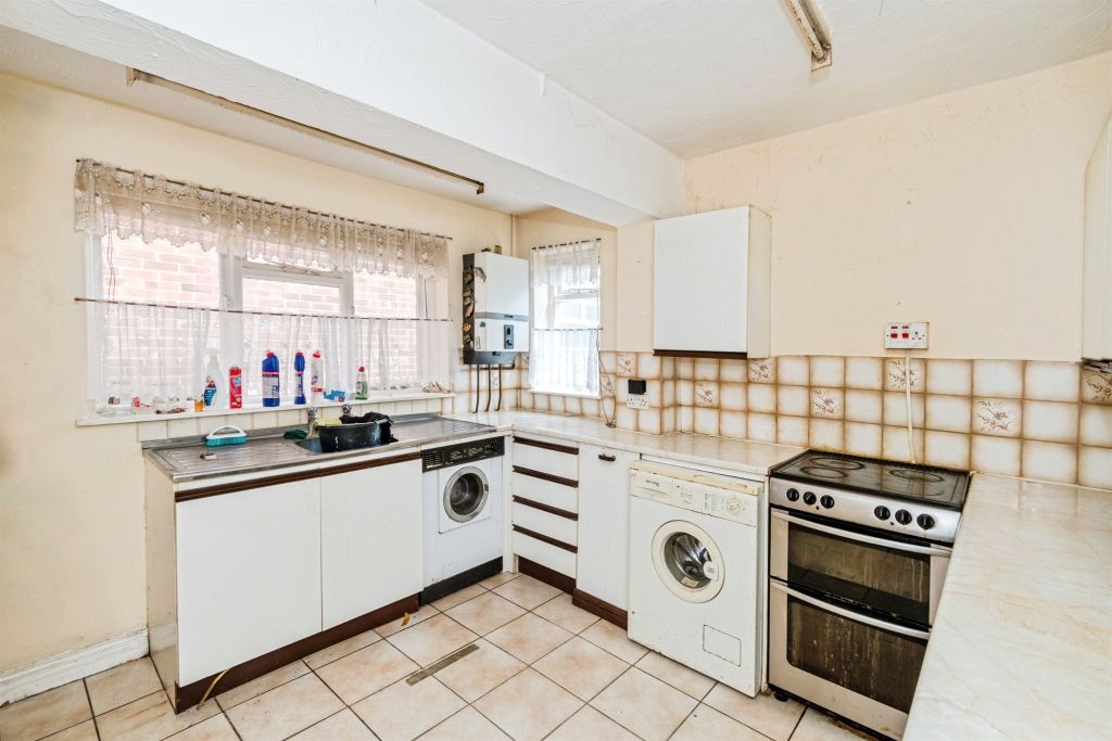 Property photo 3 of 20