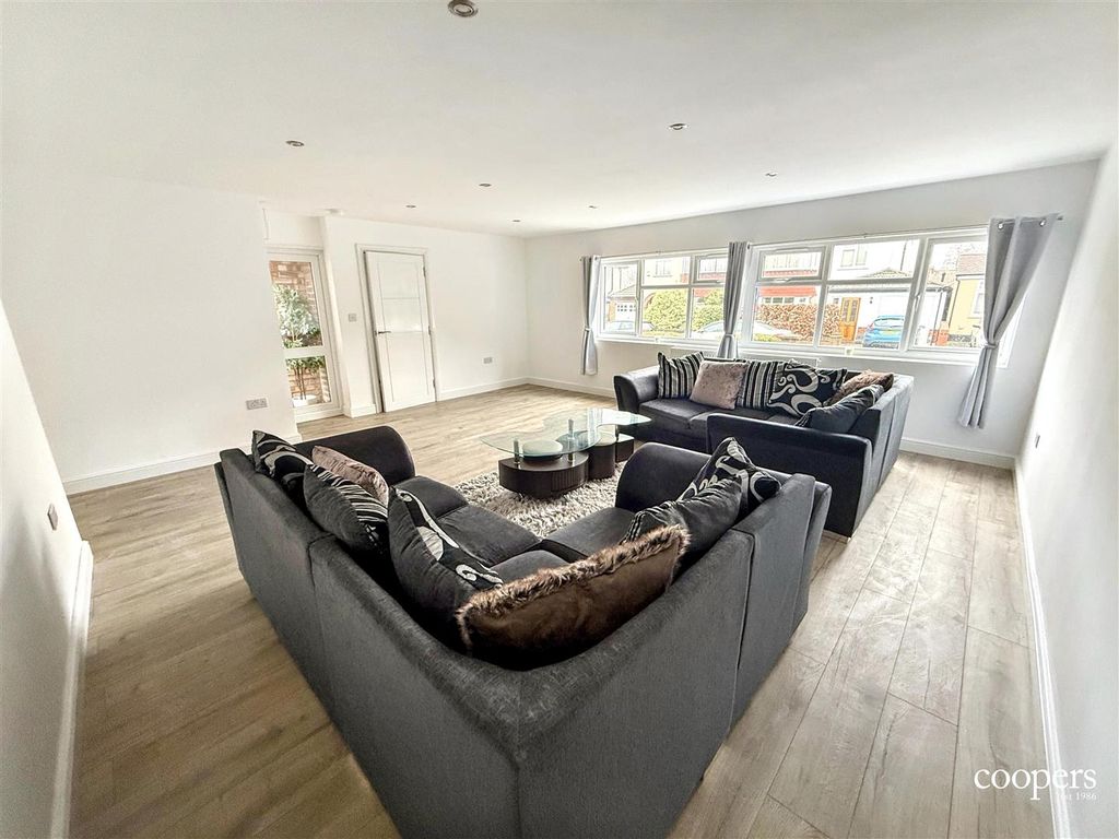 Property photo 2 of 14 Img_2786.Jpg