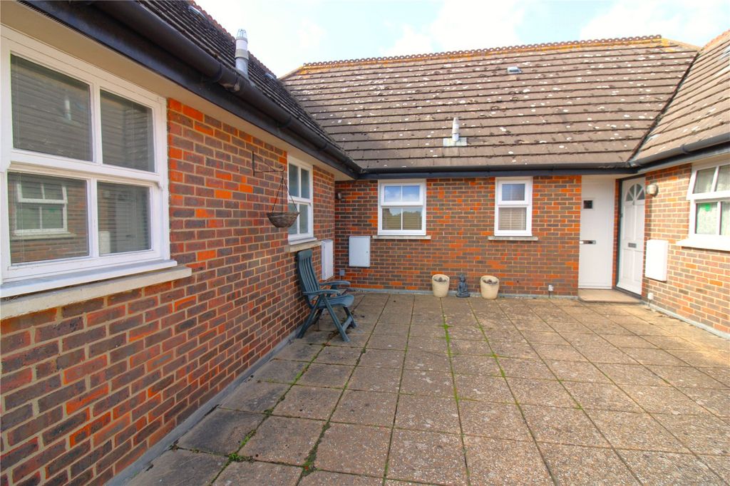 Property photo 1 of 11 Picture No. 10