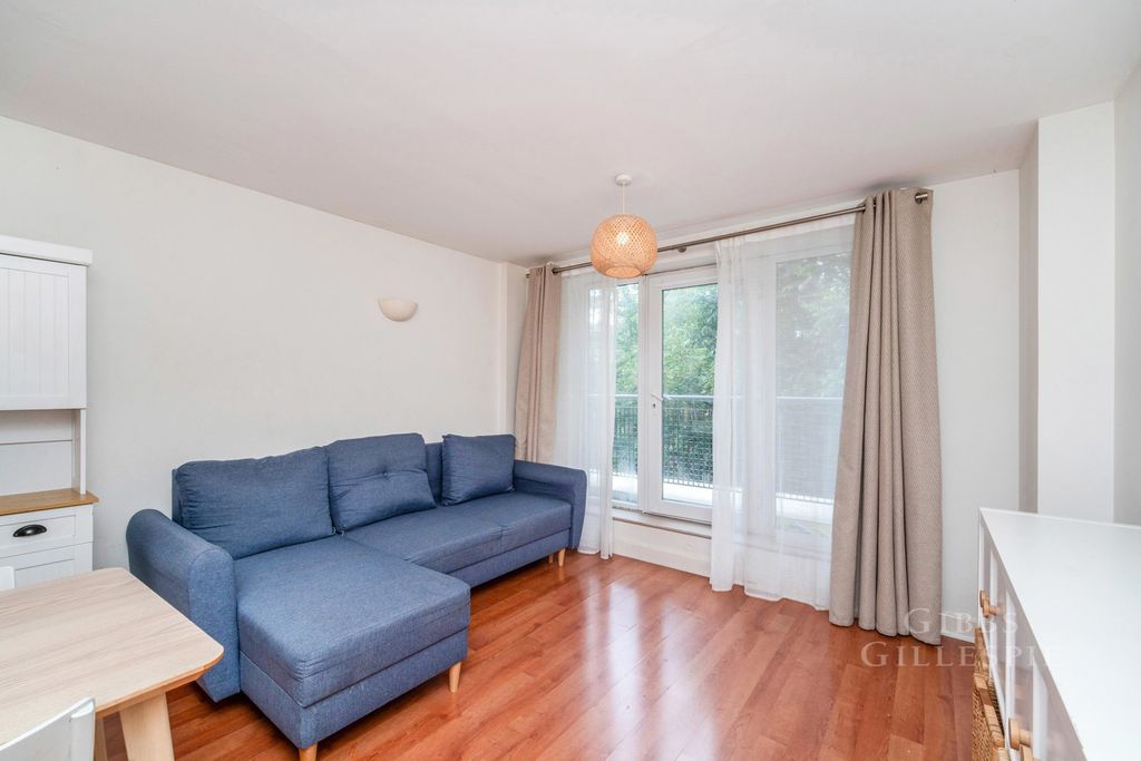 Property photo 3 of 11 Pbox-Img.Jpg
