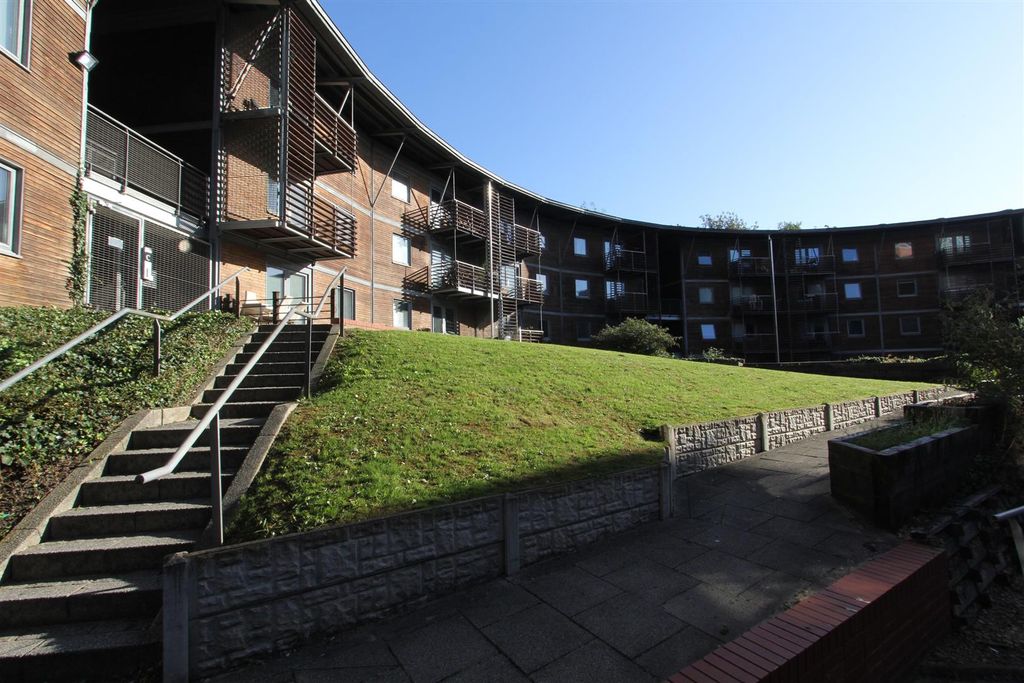 Property photo 1 of 9 Ex.Jpg