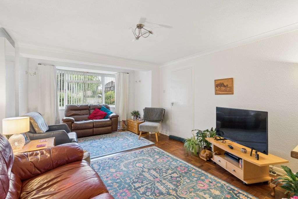 Property photo 2 of 13