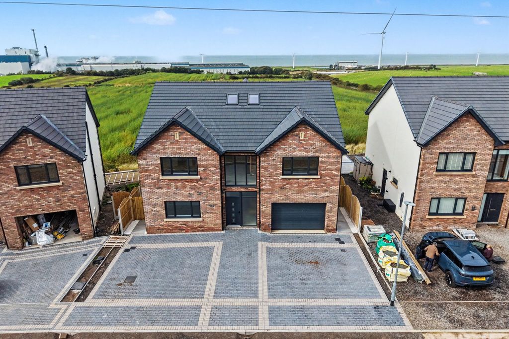 Property photo 2 of 57