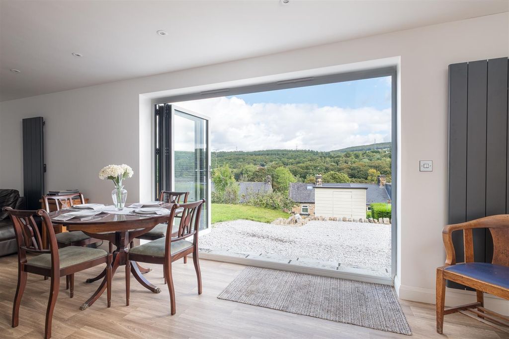 Property photo 2 of 29 Untitled (5 Of 30).Jpg