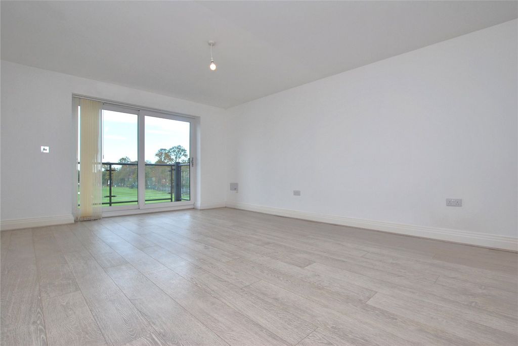 Property photo 3 of 11 Picture No. 07