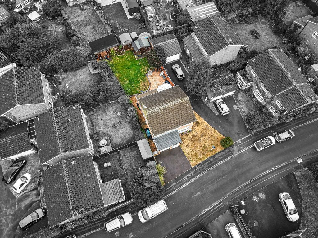 Property photo 2 of 24