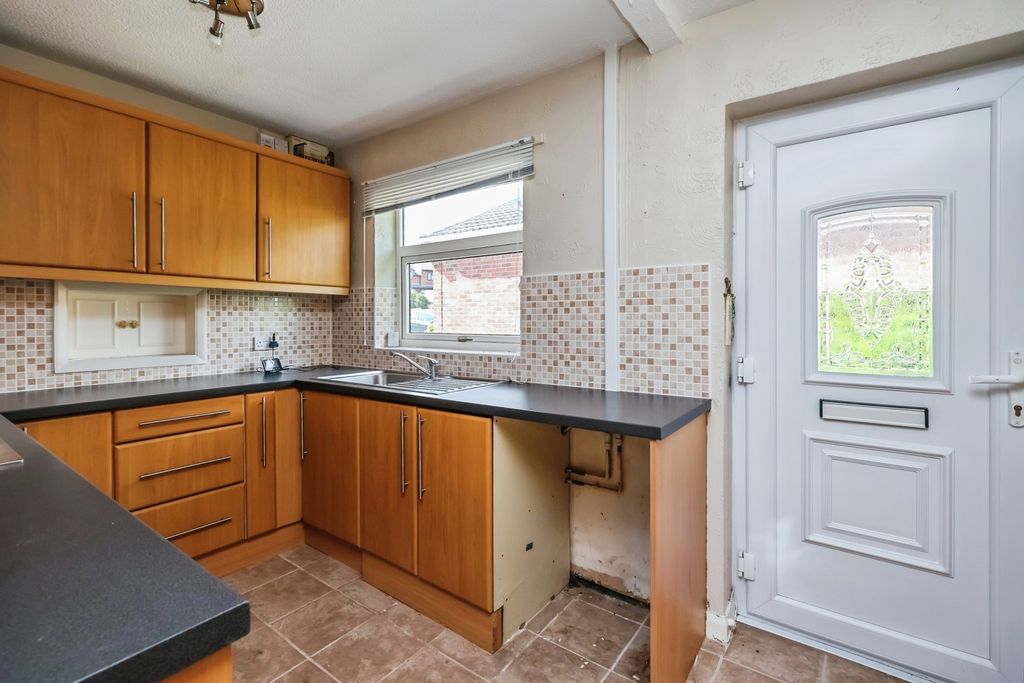 Property photo 3 of 17 Pbox-Img.Jpg