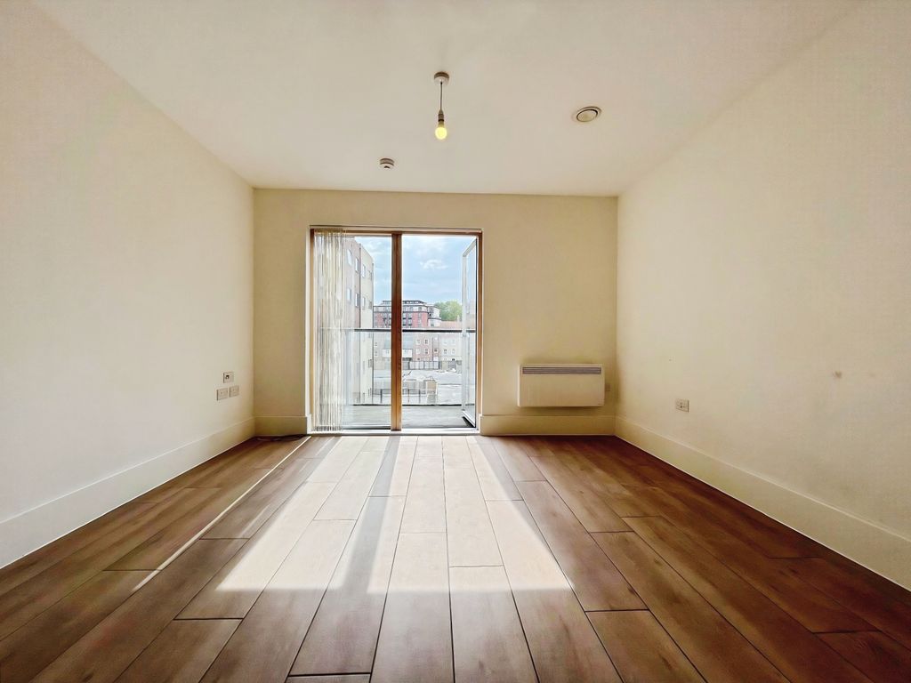 Property photo 3 of 5