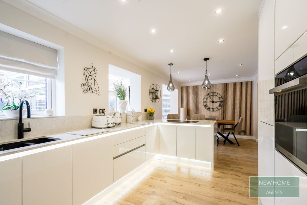 Property photo 2 of 26 Photo 6