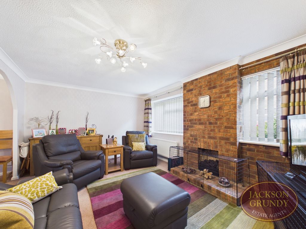 Property photo 3 of 21 Strawberry Hill