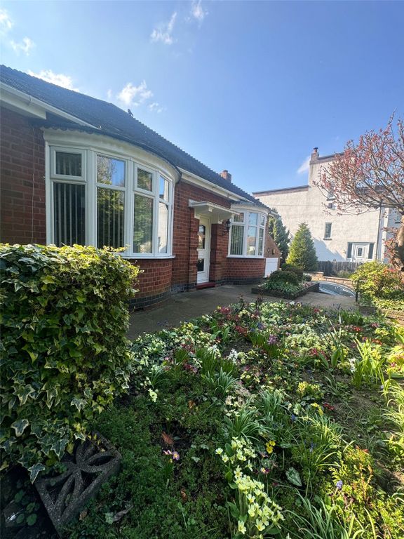 Property photo 1 of 27 Front