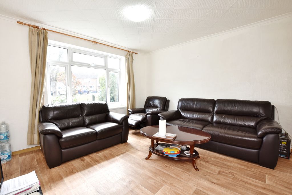 Property photo 3 of 13 Living Room