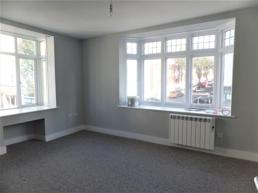 Property photo 2 of 19 Reception Room.Jpg