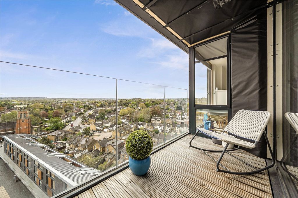 Property photo 2 of 23 Picture No. 08