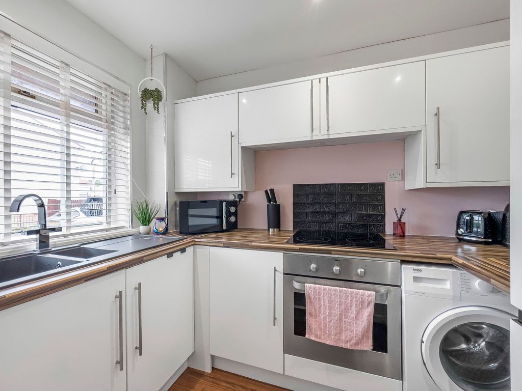 Property photo 3 of 22