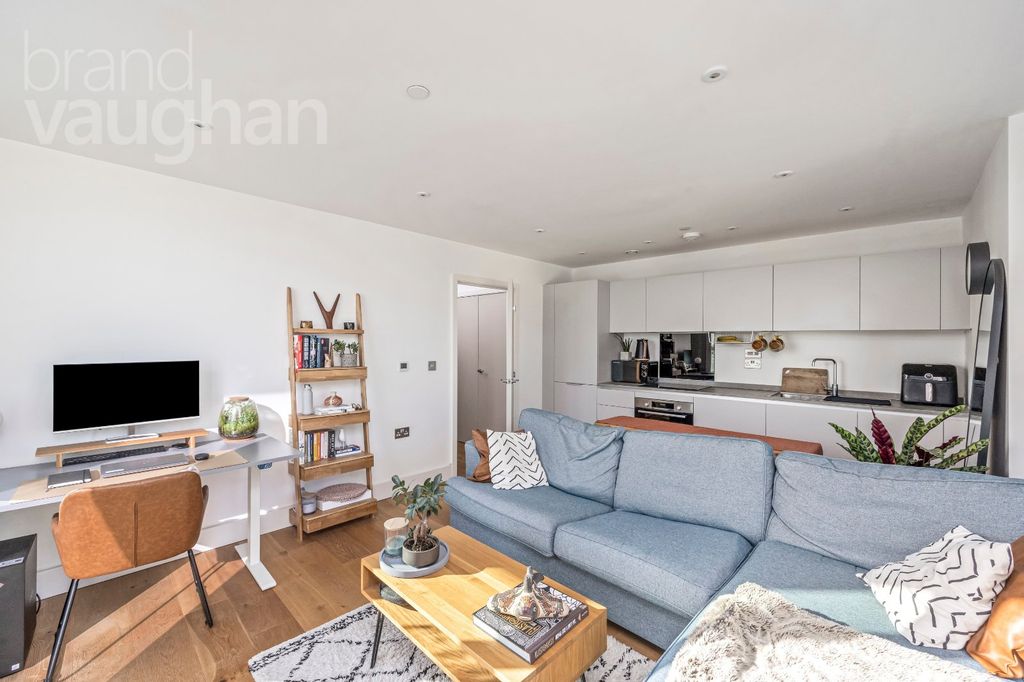 Property photo 3 of 14 Picture No. 10