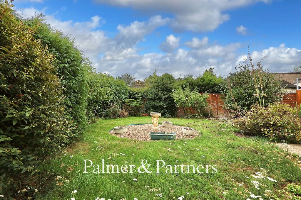 Property photo 3 of 24 Picture No. 01