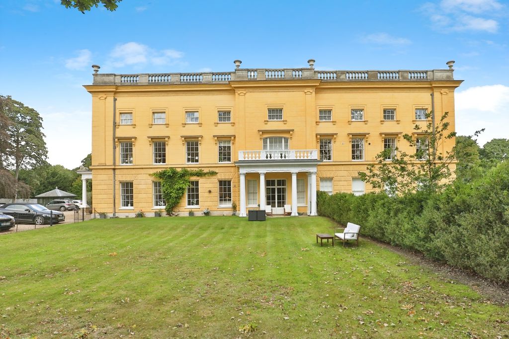 Property photo 1 of 28 Photo