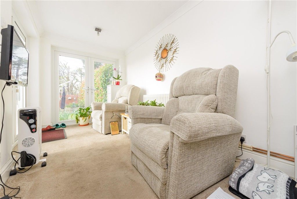 Property photo 1 of 10 Garden Room