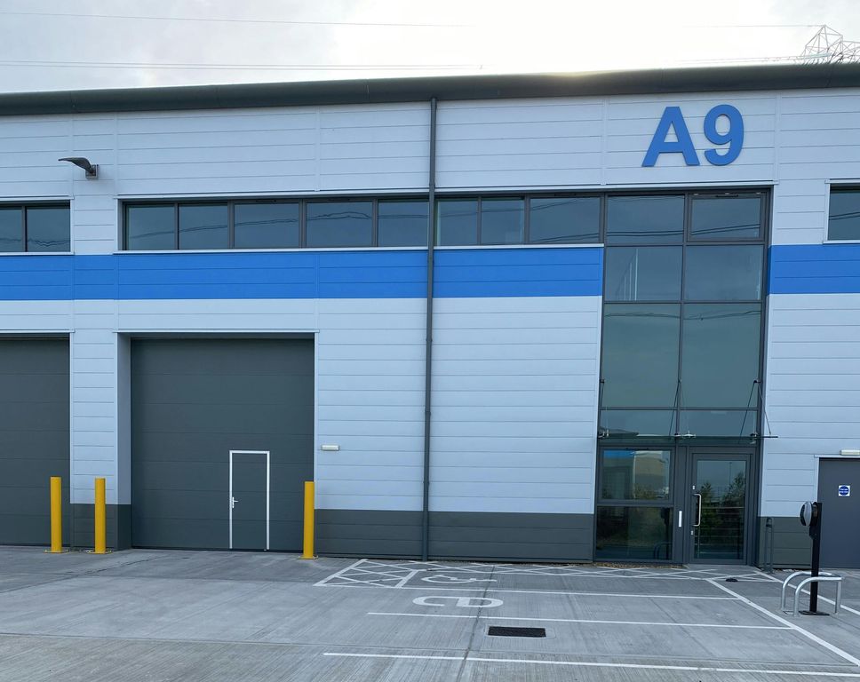 Property photo 1 of 8 Logicor Unit A9 Front.Jpg