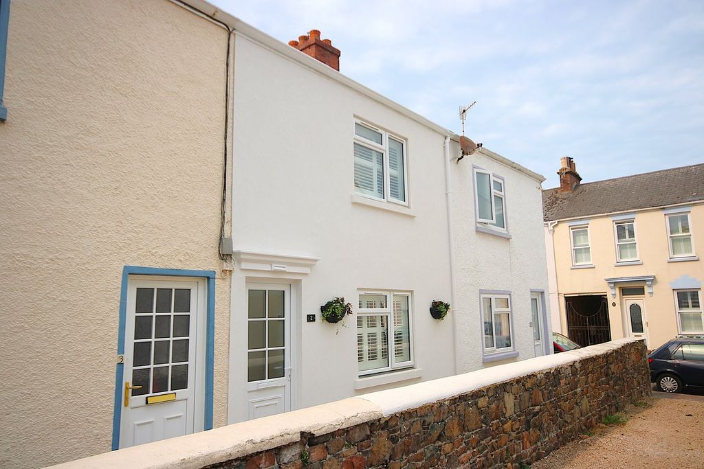 Property photo 1 of 16