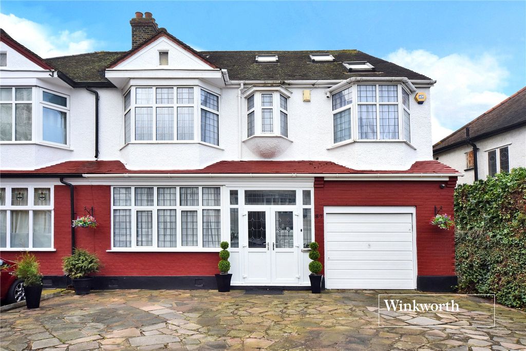 Property photo 1 of 19 Picture No. 03