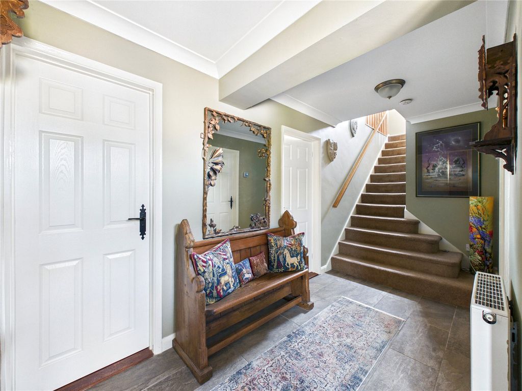 Property photo 3 of 25 Picture No. 06
