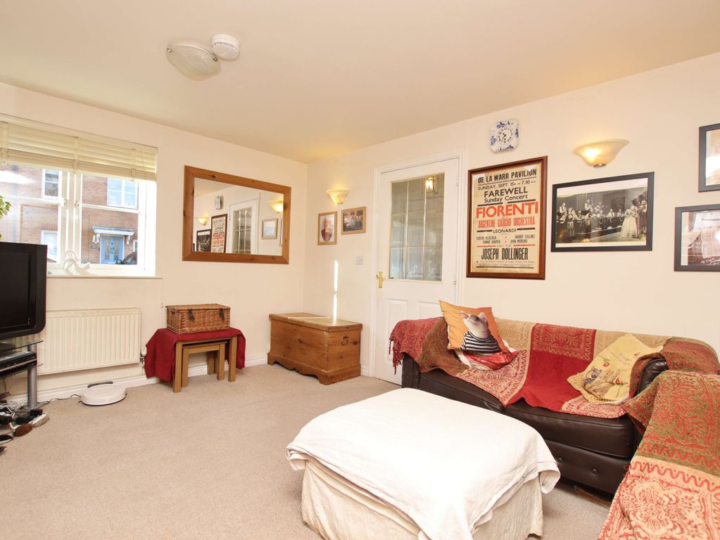 Property photo 3 of 17