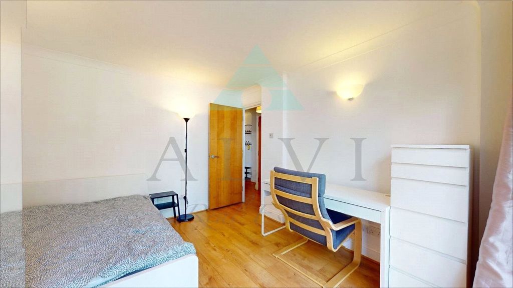 Property photo 3 of 15 Picture No. 03