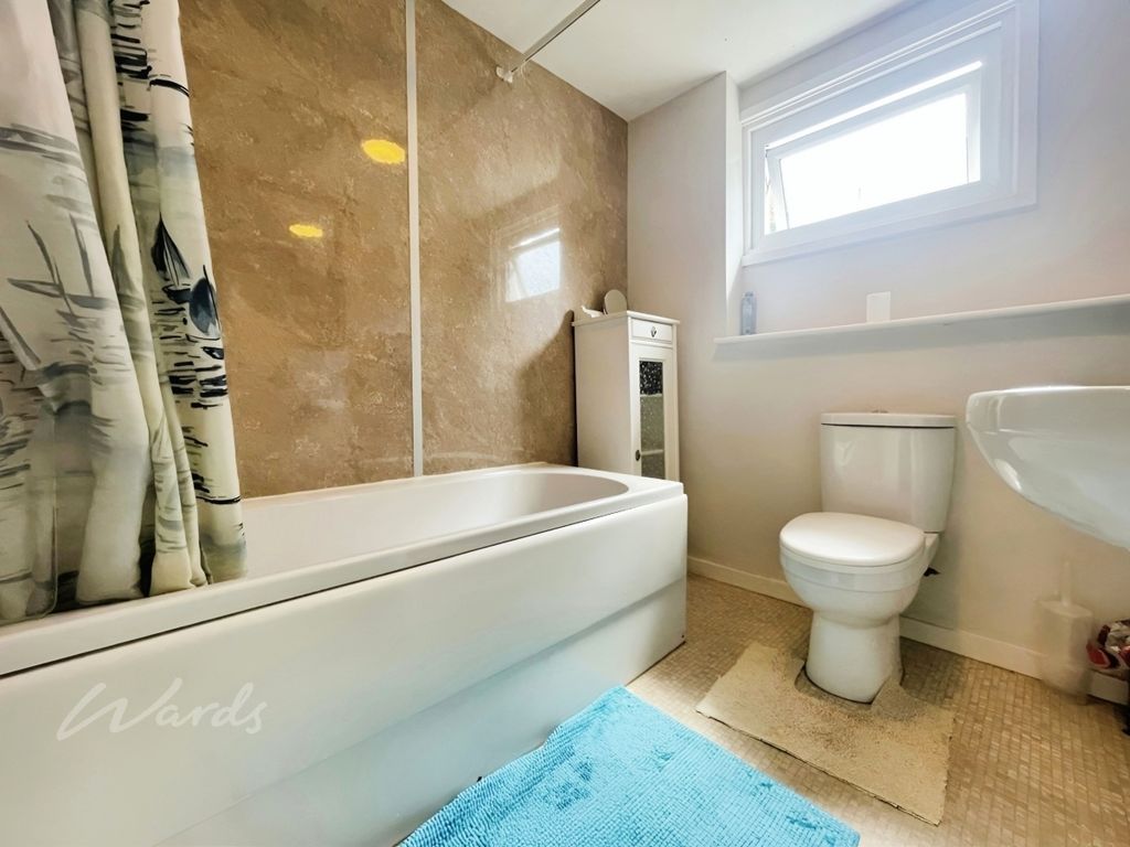Property photo 3 of 7 Bathroom