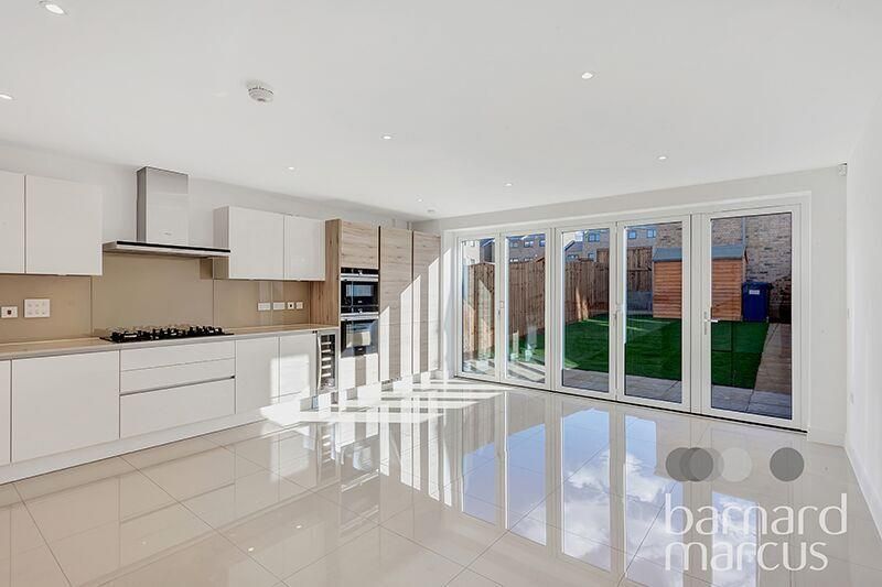 Property photo 1 of 12 Kitchen