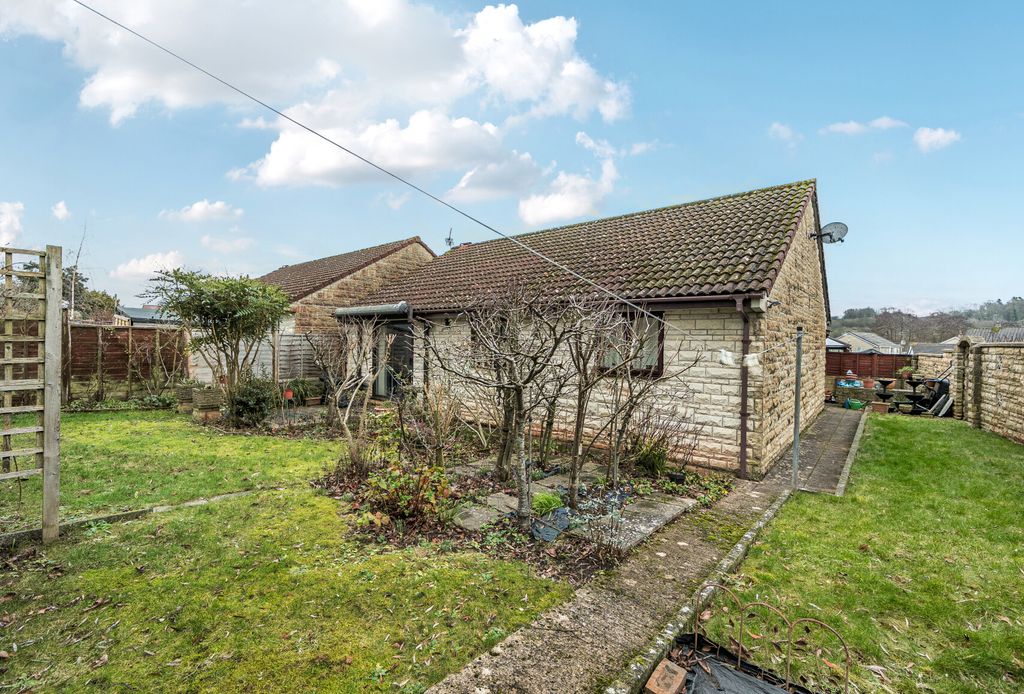 Property photo 3 of 15 1405757-7-69787d9...