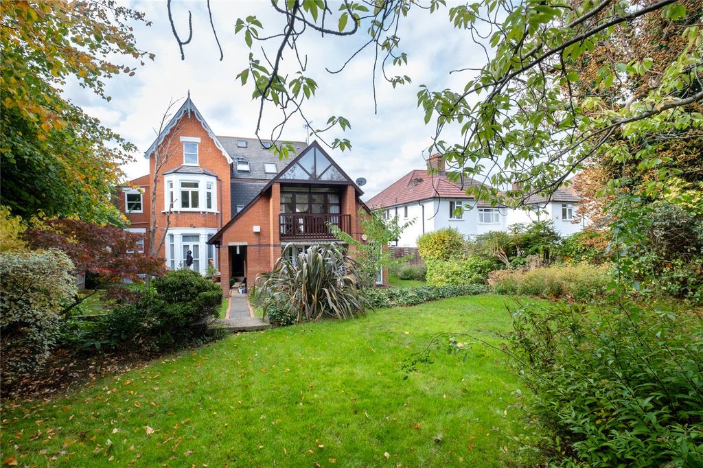 Property photo 2 of 10 Picture No. 20