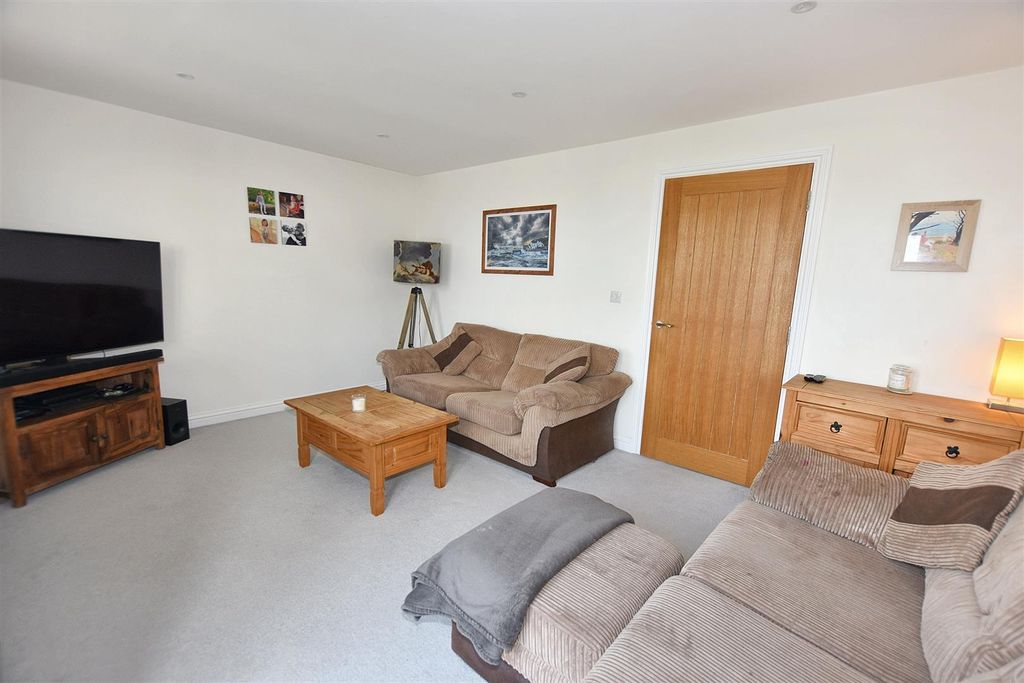 Property photo 3 of 22 Dsc_5048.Jpg