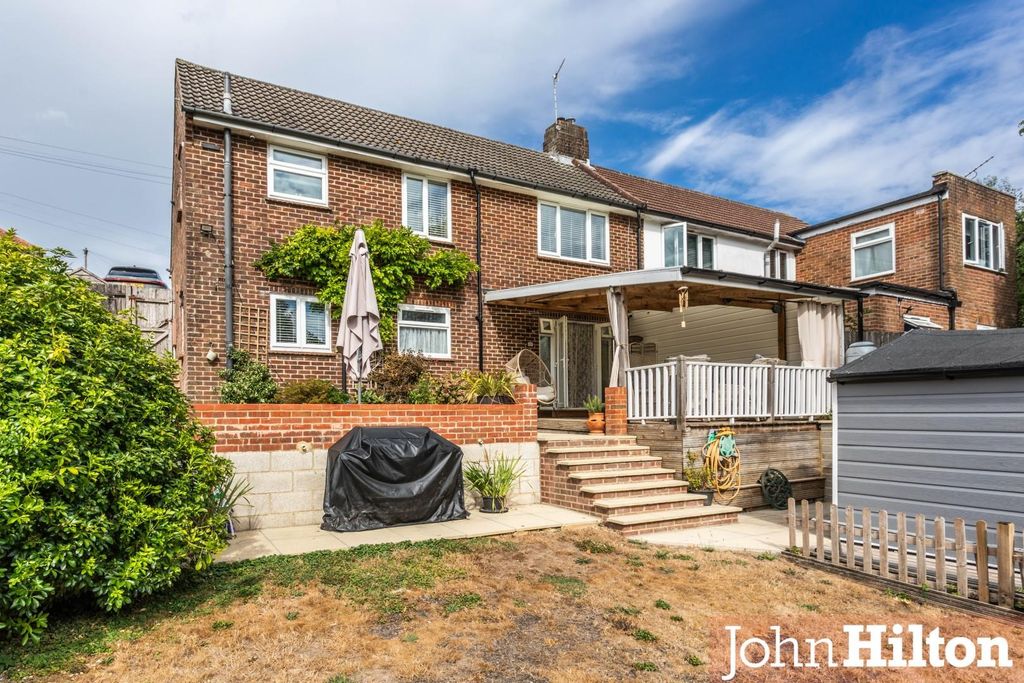 Property photo 1 of 23 Norwich Drive-21.Jpg