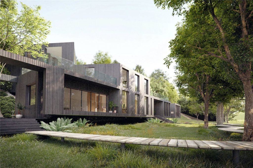 Property photo 1 of 18 Garden