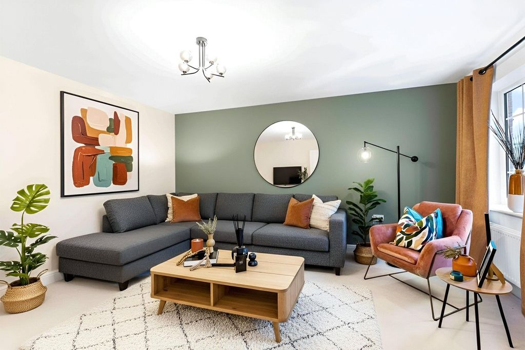 Property photo 3 of 5 Living