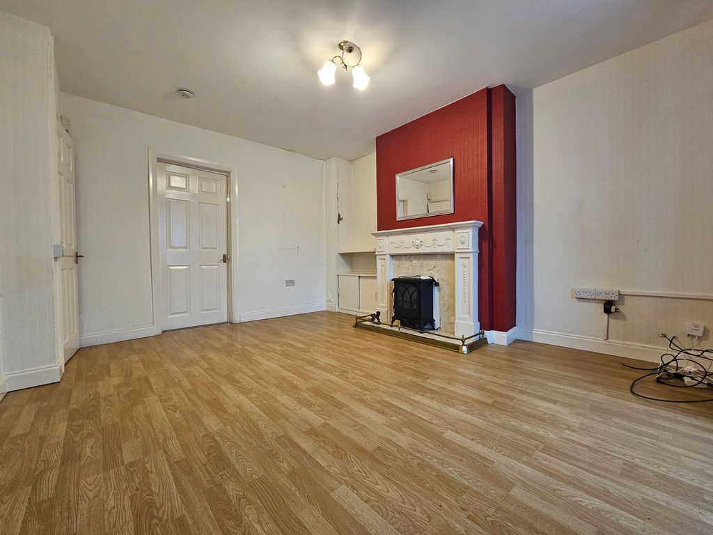 Property photo 3 of 29 Image