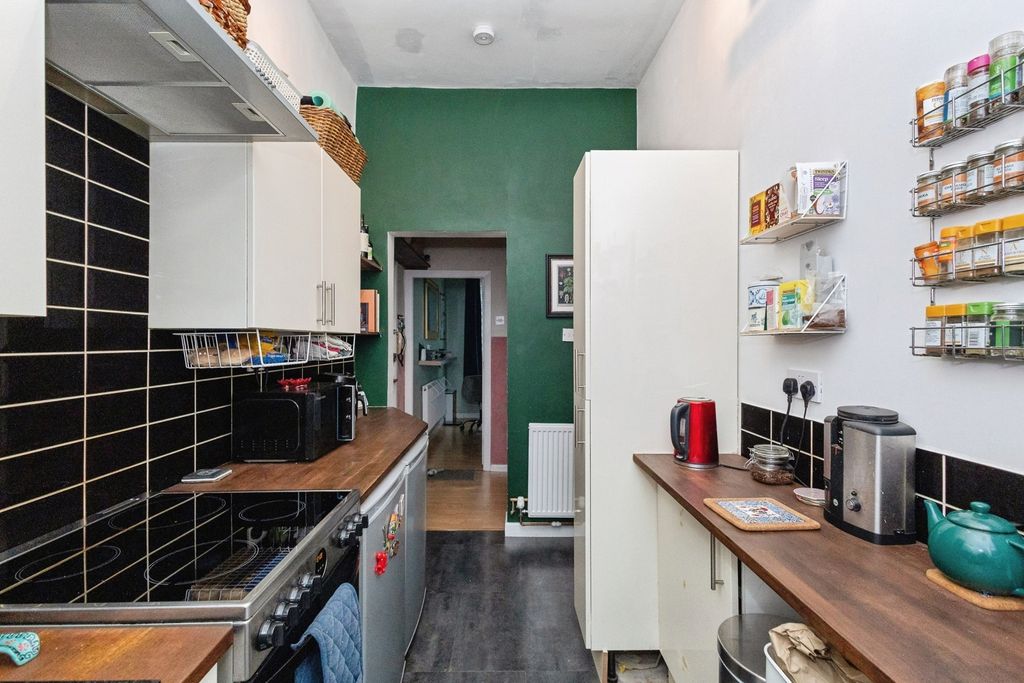 Property photo 3 of 17 Pbox-Img.Jpg