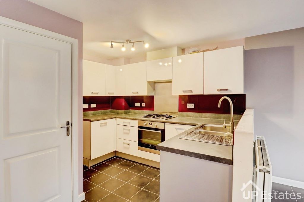 Property photo 3 of 19 Kitchen/ Diner