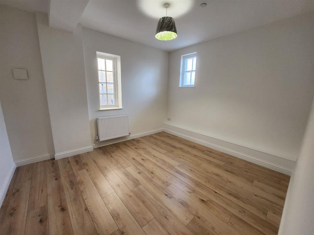 Property photo 3 of 9 A7402Bd0-7900-4534-9Ab4-65A3422062Df.Jpg