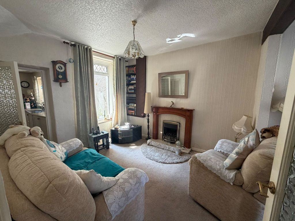 Property photo 3 of 12 Not Specified