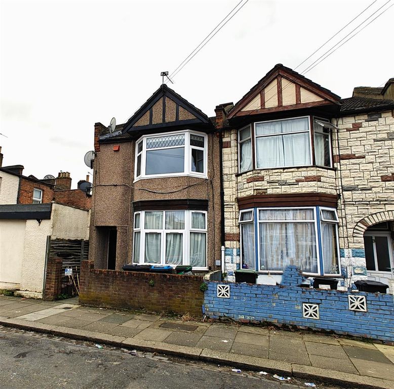 Property photo 1 of 11