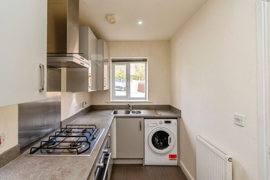 Property photo 2 of 15