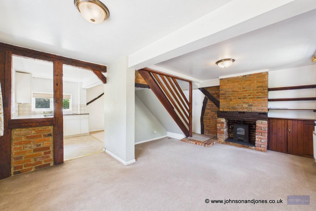 Property photo 3 of 17 3 Reception1.Jpg