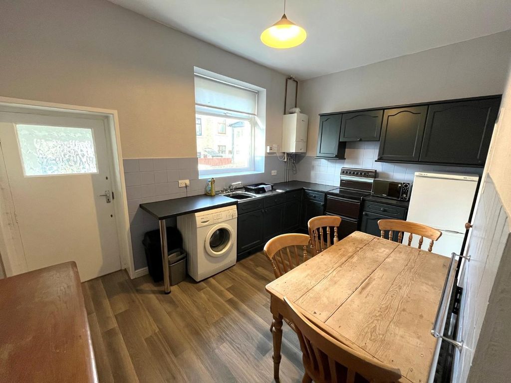 Property photo 2 of 9 7.Jpg